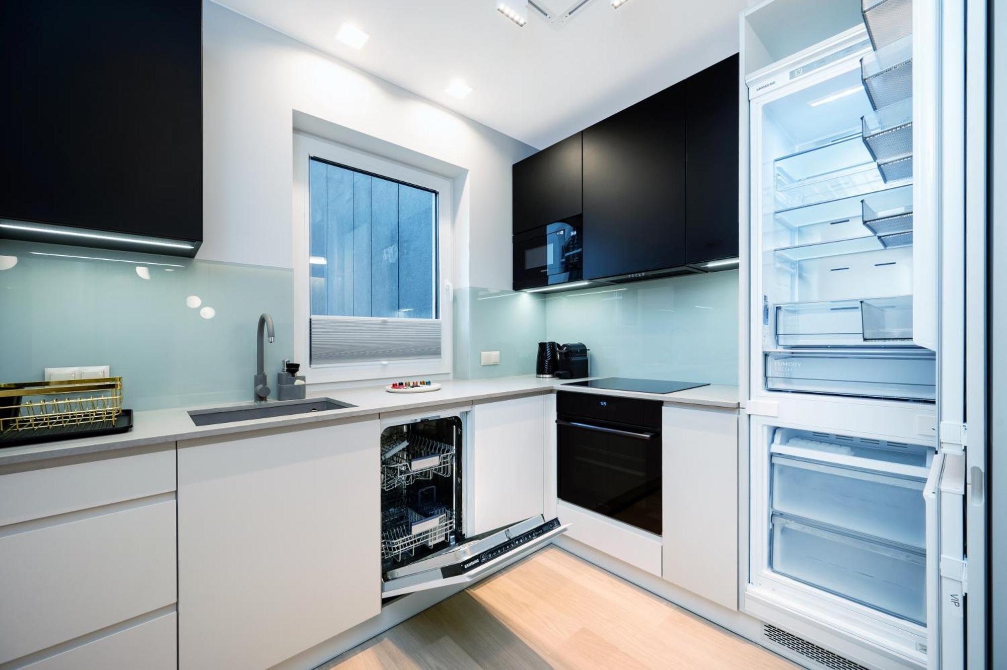 Prestige - 64m2, Parking, Office - By Rentujemy Apartament *